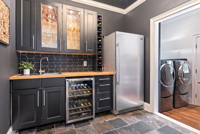 Butler's Pantry & Laundry Room